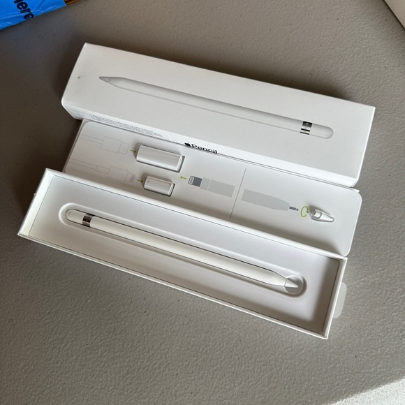 Apple Pencil (1st Generation) Like New with Box - Picture 6 of 6